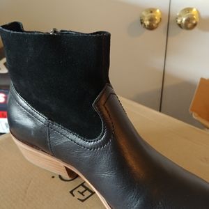 Frye & Co. Ankle Boots